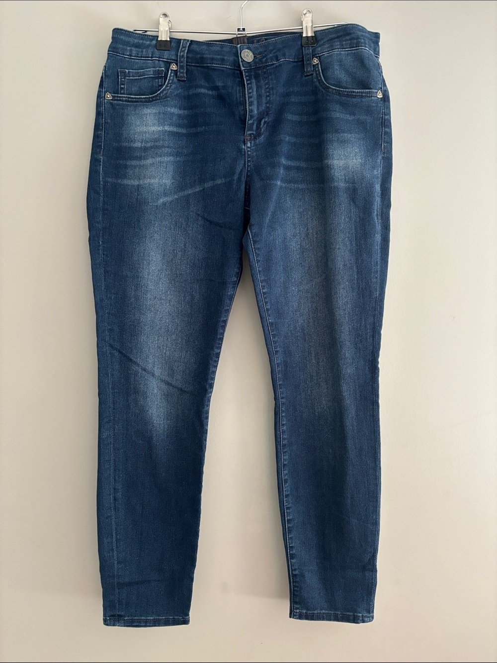 Kut from the Kloth Medium-Dark Blue Skinny Jeans